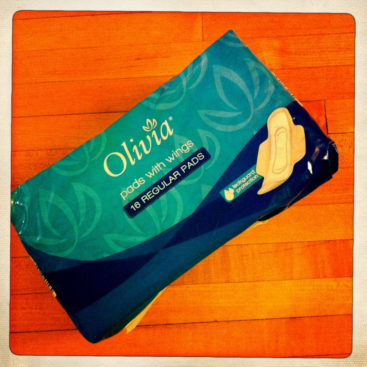 Olivia Regular Pads with wings AldiMum